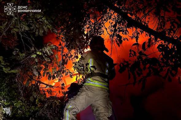 Заряджав електроскутер — опинився у вогняній пастці: на Вінниччині постраждав пенсіонер