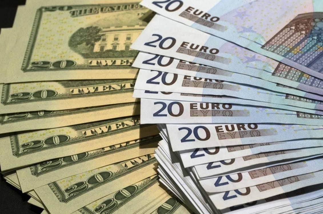 Курс долара та євро на 12 серпня: нові цифри від НБУ