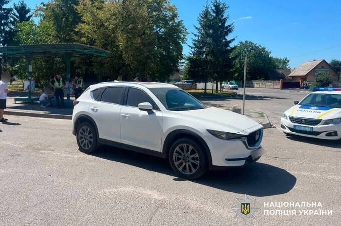 У Хмільнику Mazda збила 75-річну жінку: що відомо про ДТП