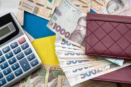 Зарплати в Україні зростають, але понад половина працівників цього не відчула
