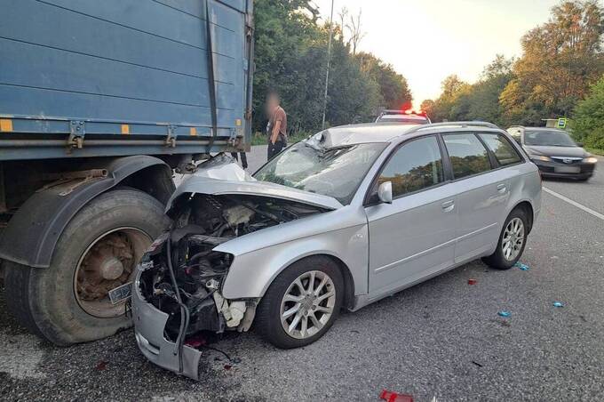 У ДТП неподалік села Дубовець травмувалися жінка та 9-річна дівчинка