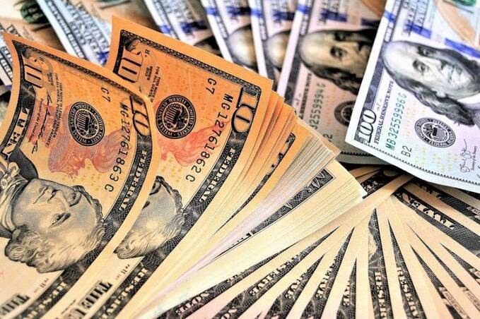 Курс валют на 18 серпня: скільки коштують долар, євро та злотий