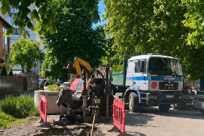 У Вінниці оновили 350 метрів водогону на вулиці Довженка