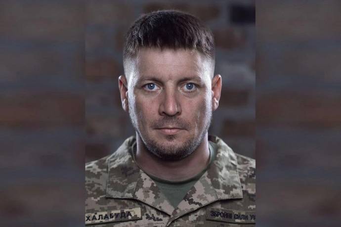 Президент присвоїв звання бригадного генерала полковнику Олексію Халабуді