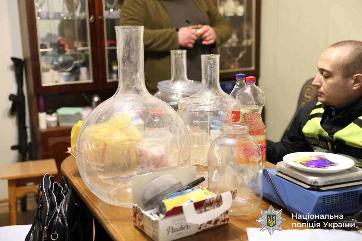 На Вінниччині викрили наркомережі: правоохоронці провели 30 обшуків