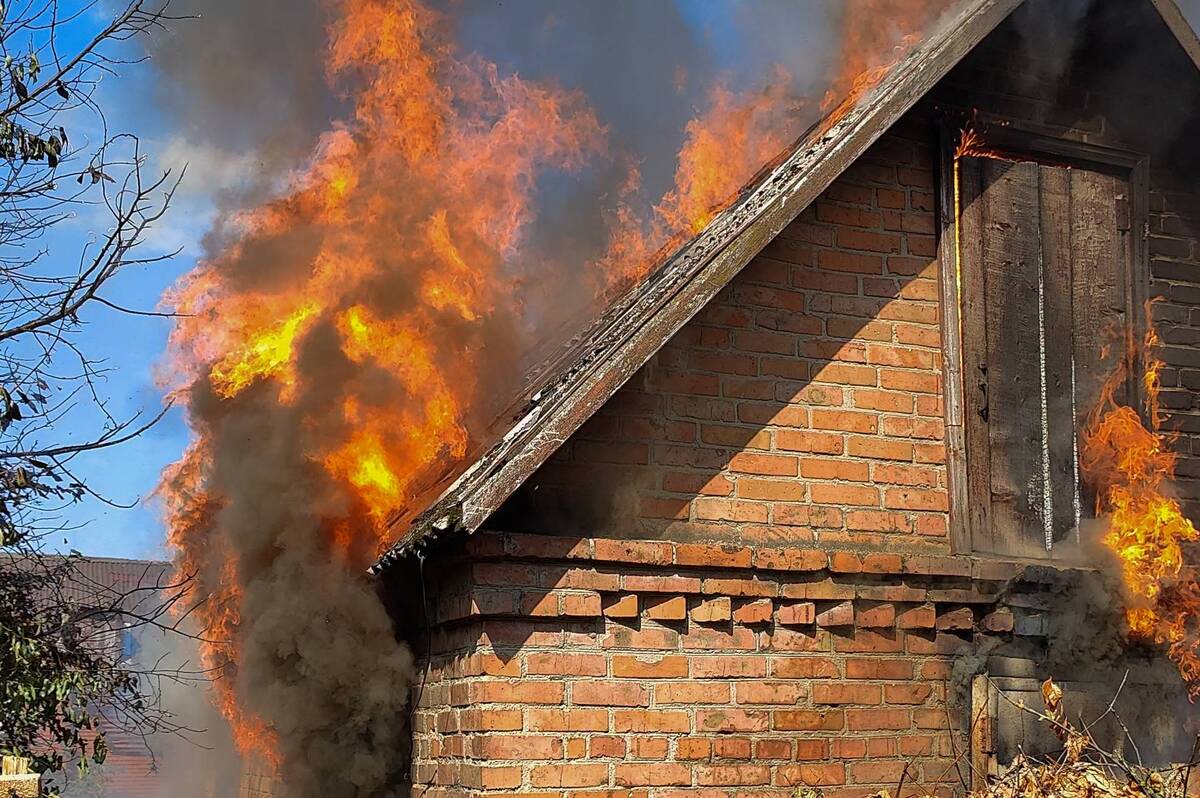 Під час пожежі на Вінниччині постраждав чоловік: що відомо