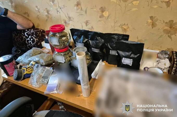 У Вінниці правоохоронці викрили наркоторговця та вилучили канабіс