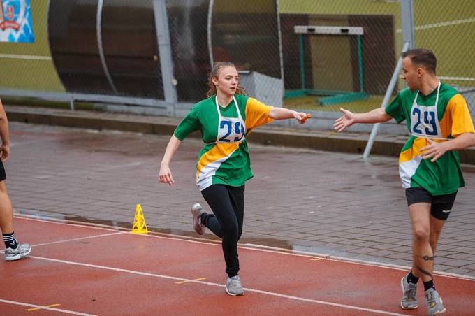 У Вінниці відбулась традиційна загальноміська легкоатлетична естафета, присвячена Дню Перемоги