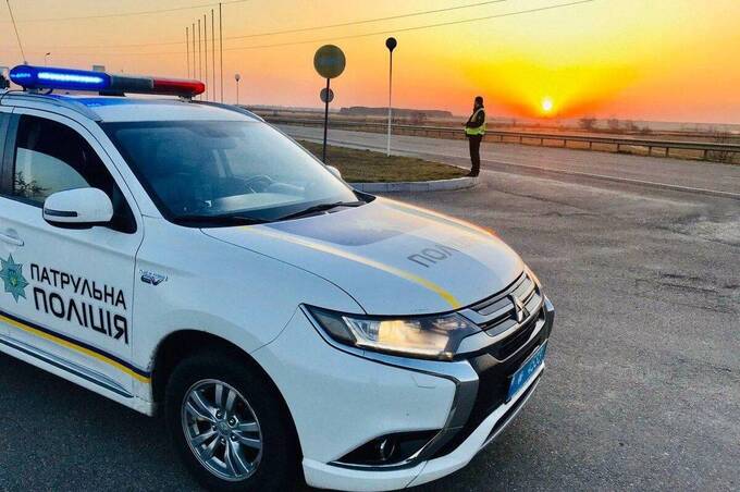 У Вінниці п'яний водій протаранив дві припарковані іномарки