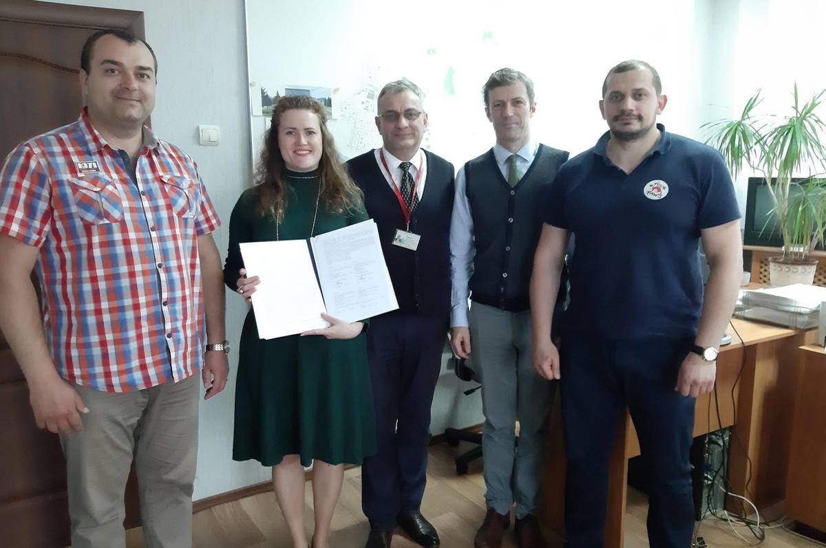 У Вінниці підписали договір про співпрацю із міжнародним благодійним фондом «FOUR PAWS International» та ТОВ «Чотири лапи Україна»