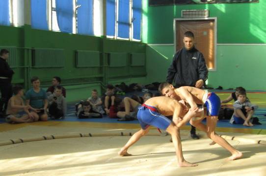 Вихованці 5-ї спортивної школи здобули 20 медалей на міському чемпіонаті з сумо