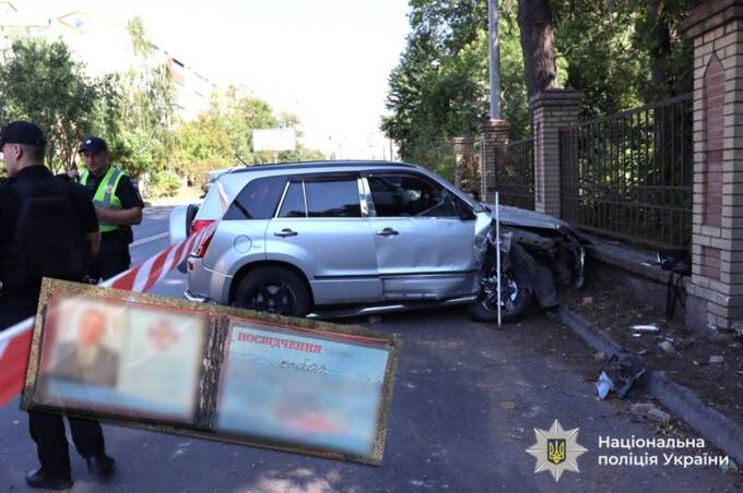 У Вінниці водій із підробленим посвідченням втікав від поліції та двічі потрапив у ДТП