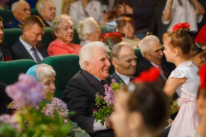 У Вінниці привітали ветеранів із 74-ю річницею Дня перемоги над нацизмом