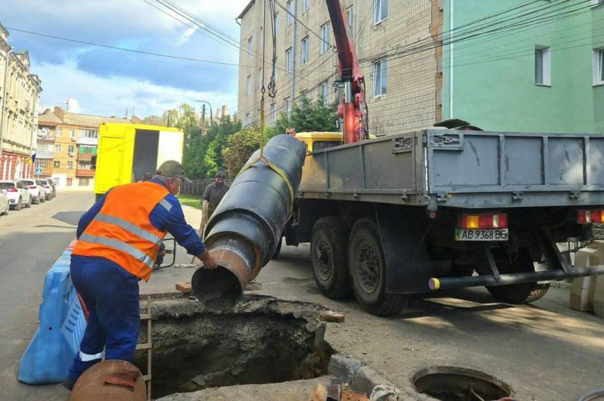 У Вінниці змінять рух транспорту через ремонт тепломережі: деталі