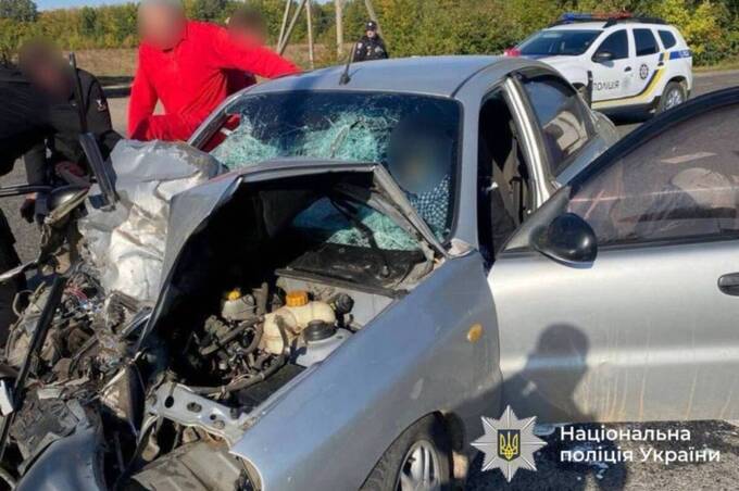 Біля Жмеринки зіткнулися три автомобілі: є постраждалі