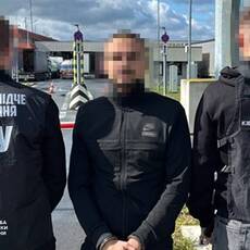 На Вінниччині викрили дві схеми незаконного переправлення чоловіків за кордон