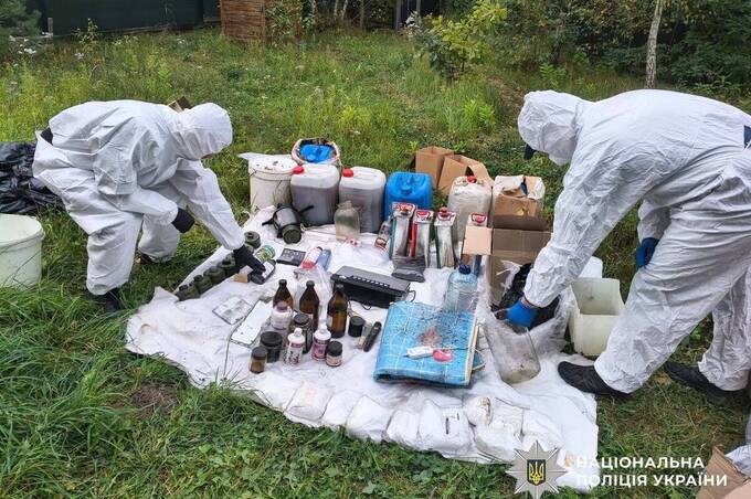 87 обшуків і дві ліквідовані нарколабораторії: деталі спецоперації «Breaking Bad» на Вінниччині