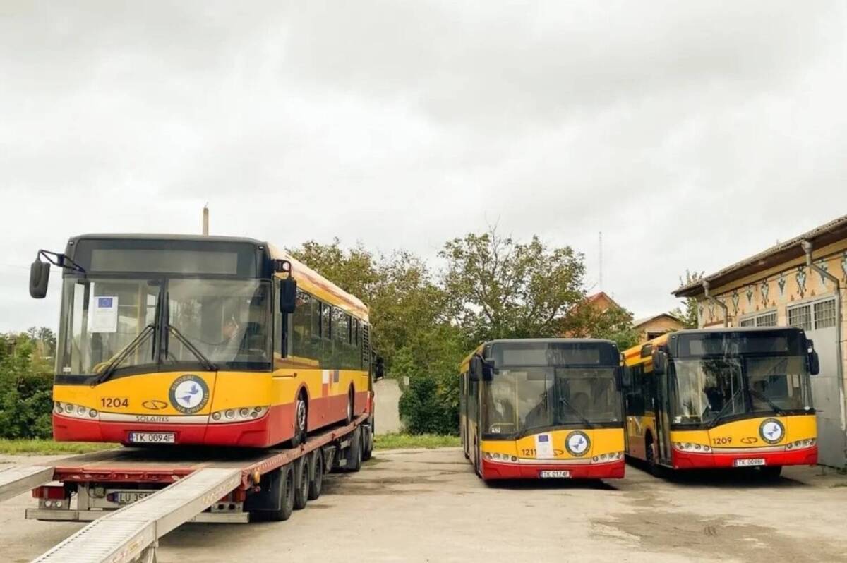 У Вінницю доставили 12 автобусів із Кельце: коли почнуть їздити