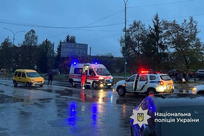 Дві ДТП на Вінниччині за ранок: трьох людей госпіталізували
