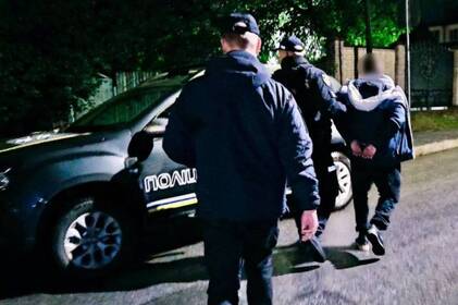 У Вінниці виявили тіла двох жінок із ножовими пораненнями: поліція затримала підозрюваних