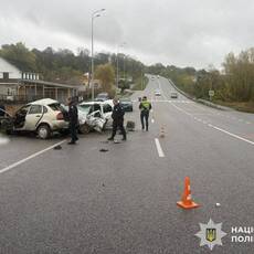 Смертельна аварія біля Гайсина: що відомо про зіткнення ВАЗ і Renault
