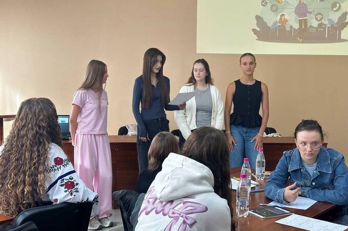 Не чекати змін, а створювати їх: як вінницька молодь вчиться втілювати власні ідеї в життя

