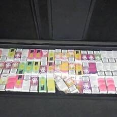 На Вінниччині митники знайшли 209 рідин для вейпів, захованих в автомобілі