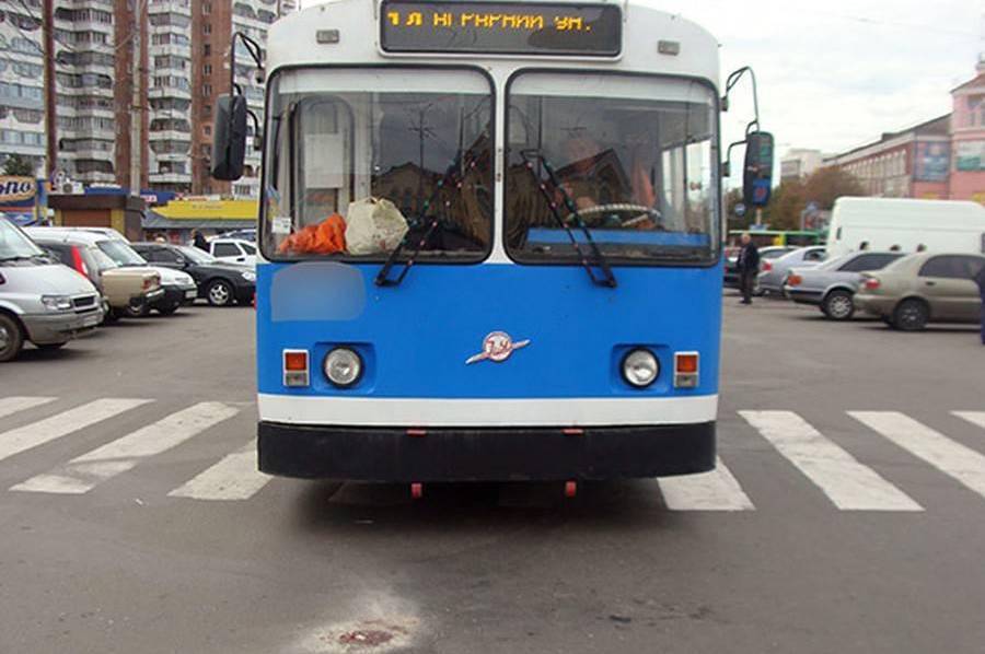 З 21:00 14 травня до 6:00 15 травня буде тимчасово зупинено рух тролейбусів по вул. Пирогова