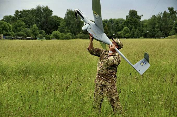 На Вінниччині для військових провели навчання по застосуванню бойових дронів