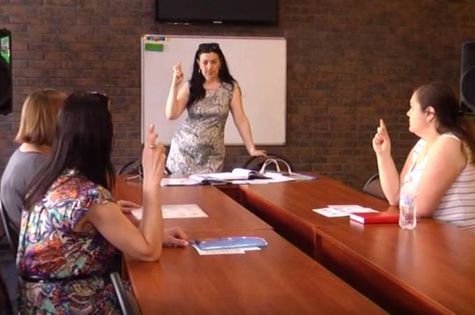 У Вінниці відкрились безкоштовні курси з жестової мови