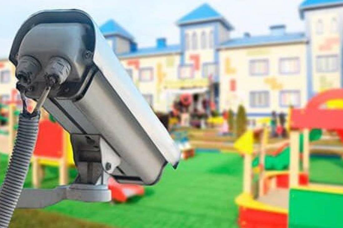 Садочкам та школам — камери відеоспостереження