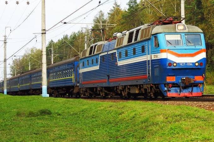 На День Конституції Укрзалізниця призначила додаткові поїзди