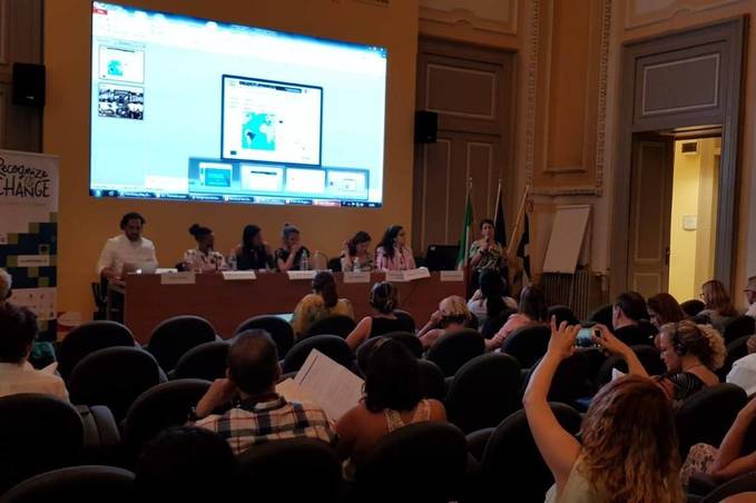 Працівники КП «Інститут розвитку міст» вивчали досвід боротьби з дискримінацією різних країн світу