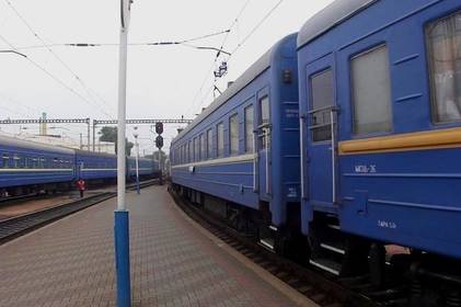 Укрзалізниця доправить до морського узбережжя всіх охочих