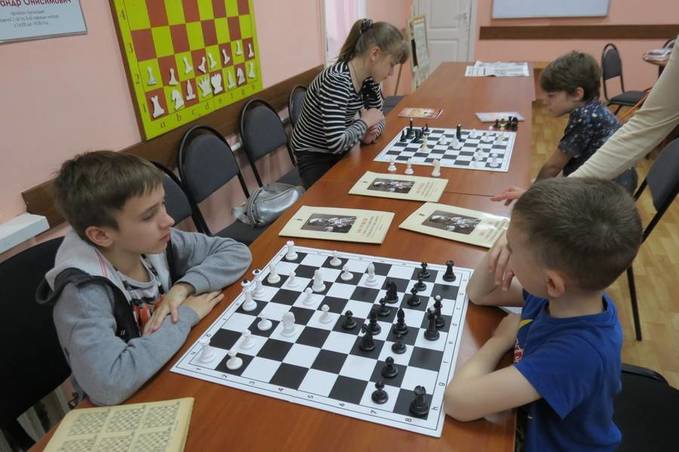 Вінницькі шахові «романтики» готуються підкорювати Могилів-Подільську «фортецю»