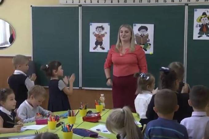Першокласні будні: як навчається малечі у Новій українській школі