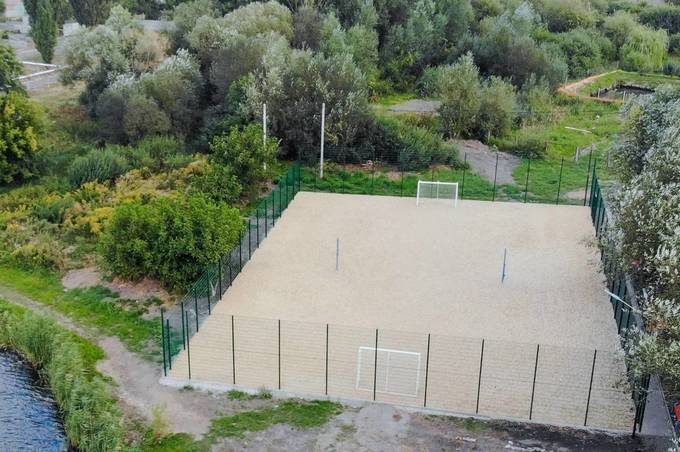 В мікрорайоні Тяжилів в рамках "Бюджету громадських ініціатив" облаштували спортивний майданчик