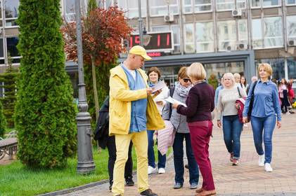 Днями у Вінниці відбулась акція «Усиновлення дитини – це щастя, а не таємниця» Днями у Вінниці відбулась акція «Усиновлення дитини – це щастя, а не таємниця»