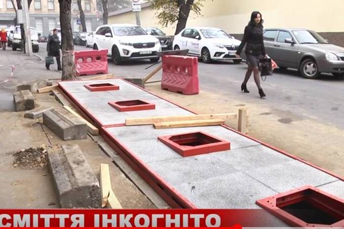 У Вінниці на вулиці Мури будують третій підземний майданчик для збору сміття