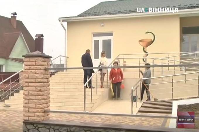 В селі Гущинці Калинівського району  завершують будівництво нової амбулаторії