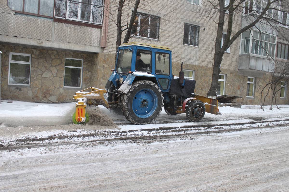 Сьогодні в місті очікується снігопад – усім учасниками дорожнього руху варто бути обережними