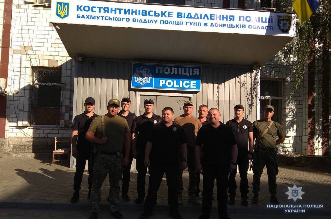 Поліцейським Вінниччини, які несуть службу на Сході України,    присвоїли перші спеціальні звання 