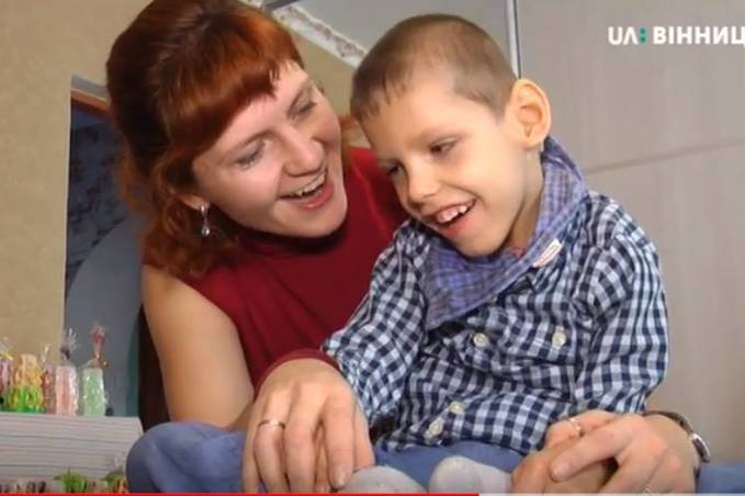 У Вінниці збирають гроші для реабілітації 5-річного Нікіти Добровольського зі Жмеринки
