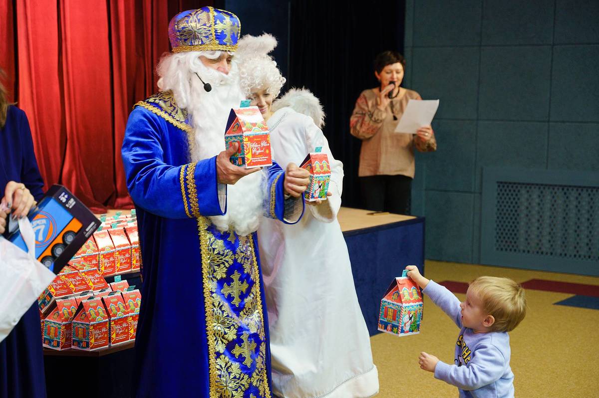 У Вінниці привітали дітей із новорічно- різдвяними святами