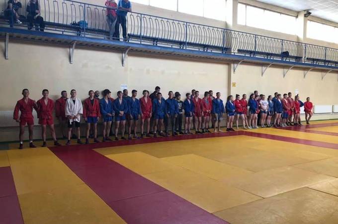  Вихованці спортивної школи№5 вибороли вісім перших місць в чемпіонаті області з боротьби самбо