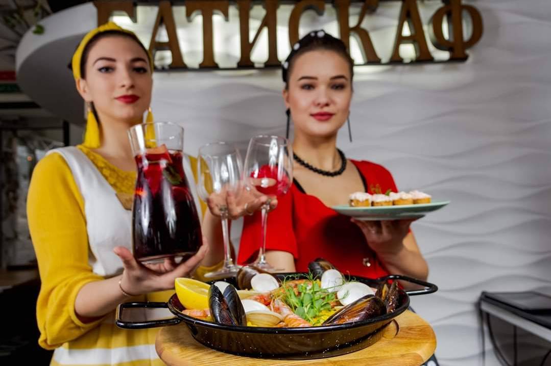 Як у Вінниці знайти роботу офіціанта та стати управляючим ресторану