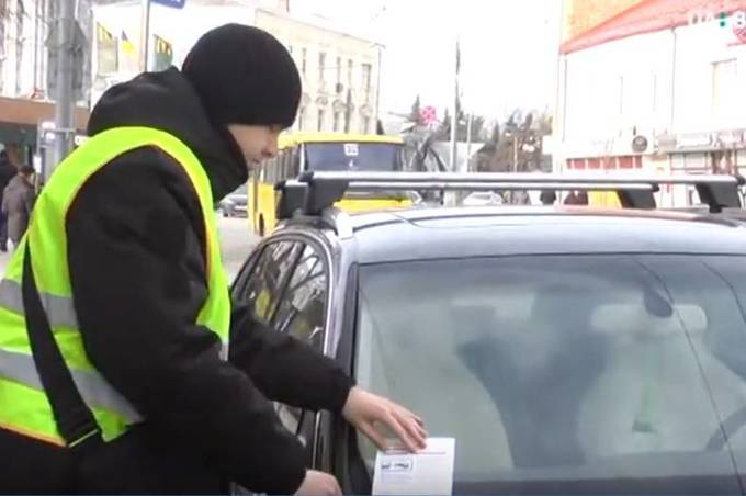 Інспектори з паркування у Вінниці: результати роботи за 2 місяці