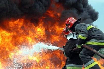 За добу рятувальники області ліквідували дві пожежі в екосистемах, загоряння на території амбулаторії та пожежу у господарчій споруді