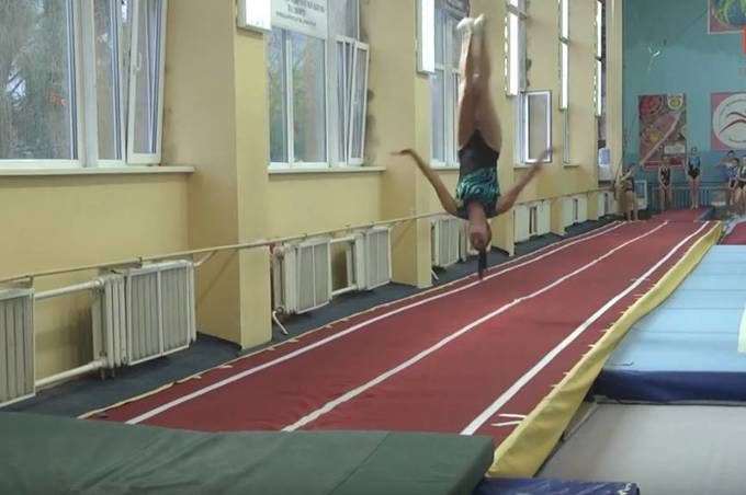У Вінниці триває чемпіонат Україні зі стрибків на акробатичній доріжці