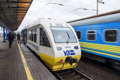 Укрзалізниця у ніч з 16 на 17 березня припиняє курсування експресу до аеропорту «Бориспіль» на період карантину